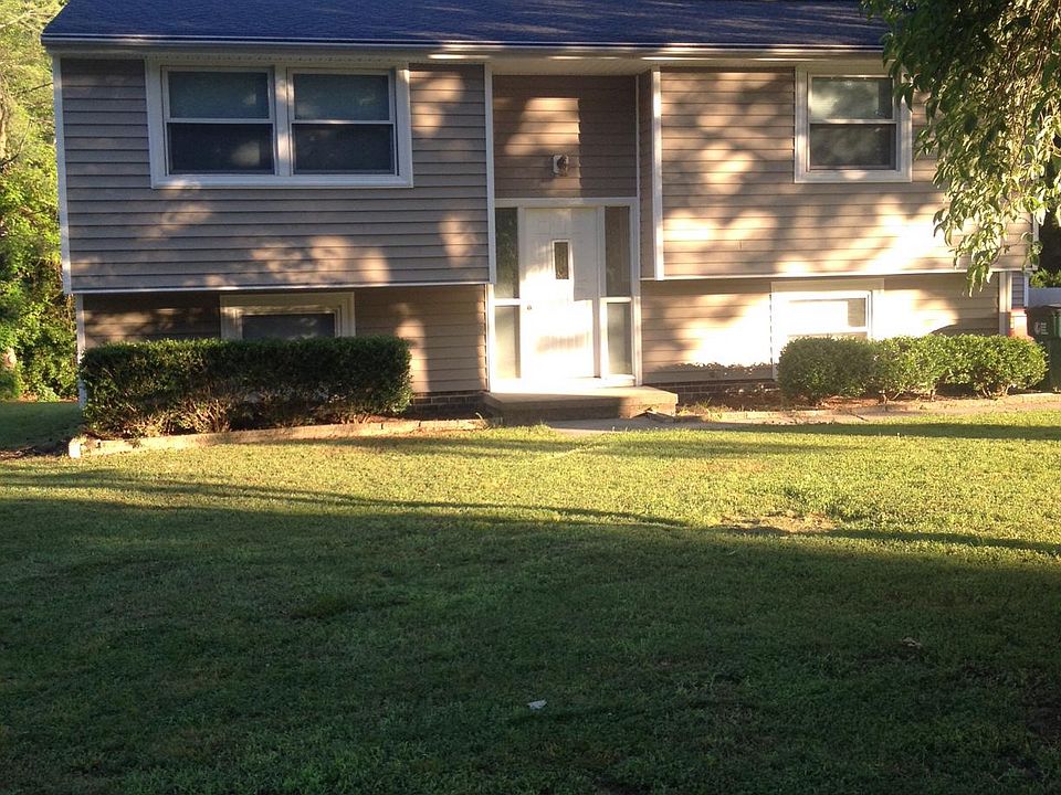 1st image of 9416 Emmett Ct