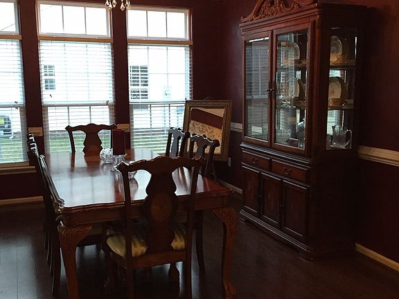 3rd image of 5096 Kings Grant Cr