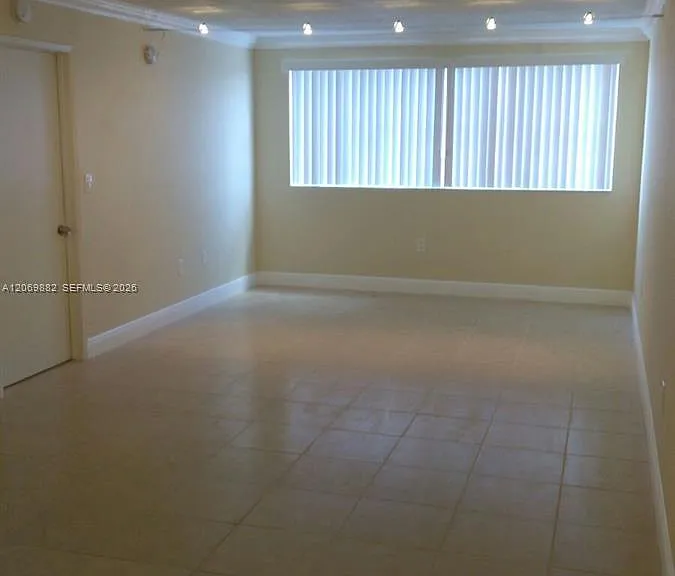 6195 NW 186th St #417 — Photo 5