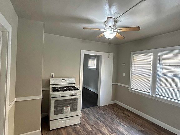 5th image of 12013 Parkhill Ave #L