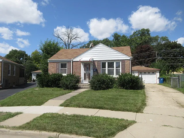 9734 Reeves Ct photo 1
