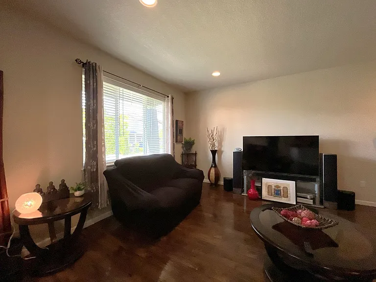 7114 NW 167th Ave — Photo 14