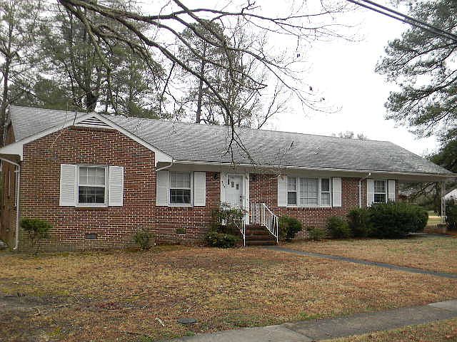 1st image of 212 S Braxton Ave