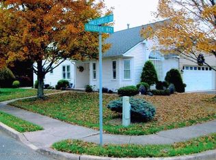 73 Narberth Way, Toms River, NJ 08757