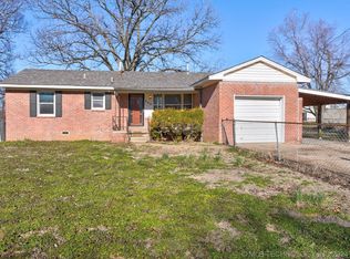 311 Maple St, Chelsea, OK 74016