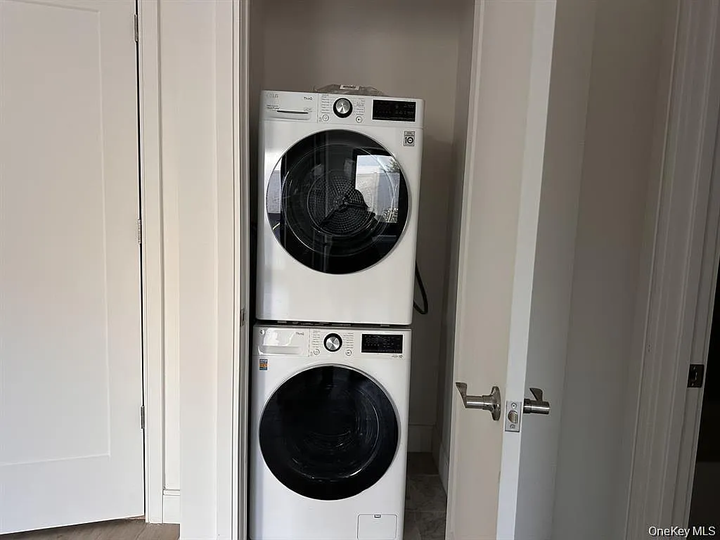 1 bed, 1.0 bath, 530 sqft, $3,045 — Photo 3