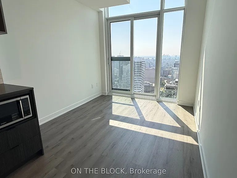 252 Church St #Penthouse 17 — Photo 15