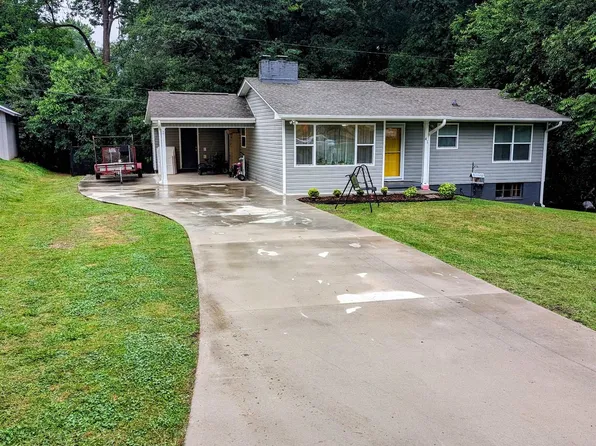41 Bishop St, Inman, SC 29349