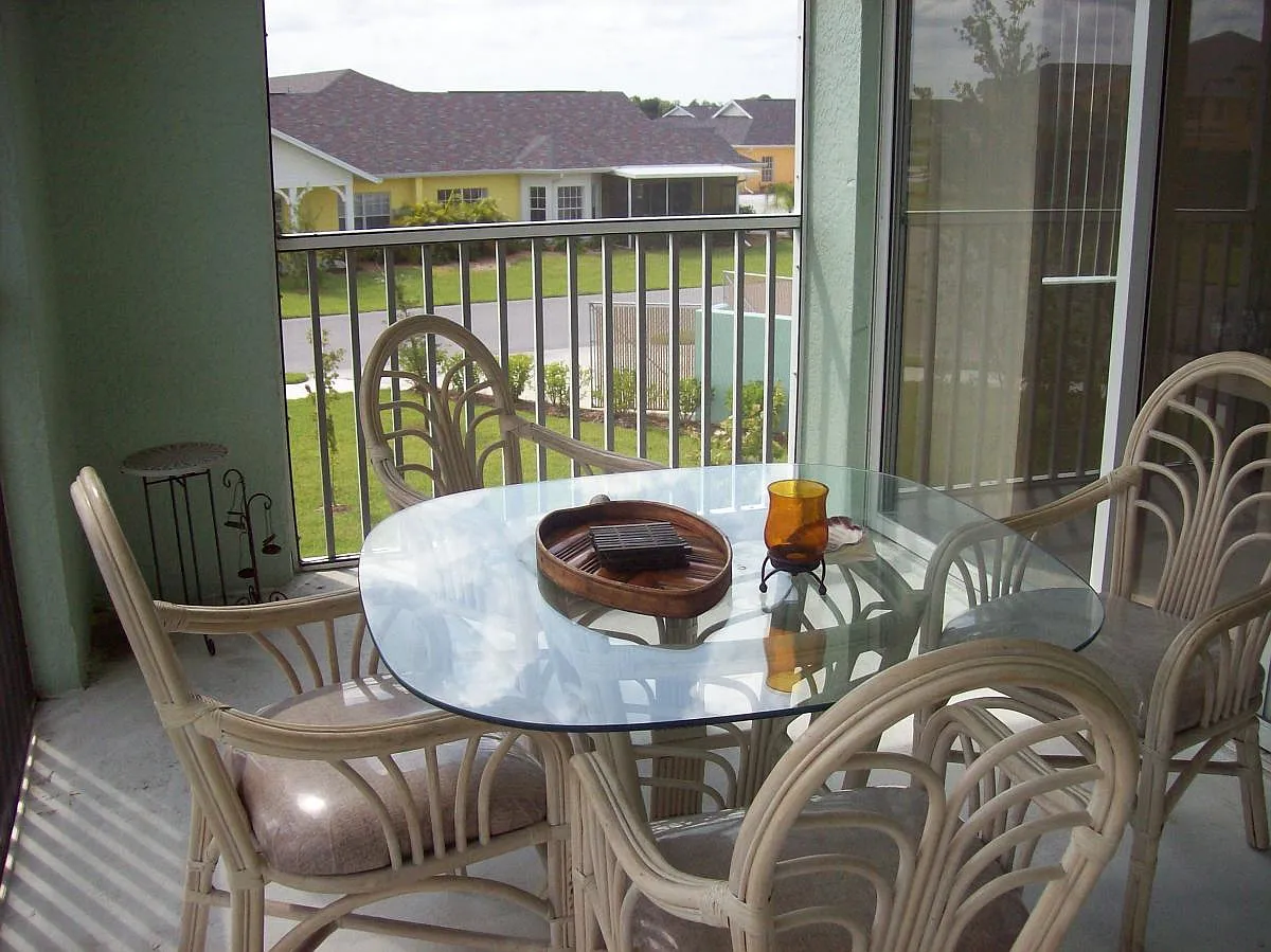 3 bed, 1293 sqft, $2,800 — Photo 3