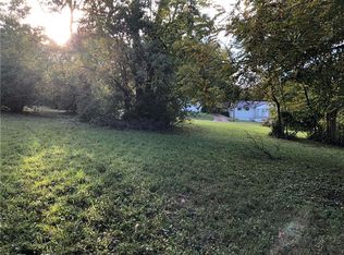 6805 Raytown Rd, Raytown, MO 64133