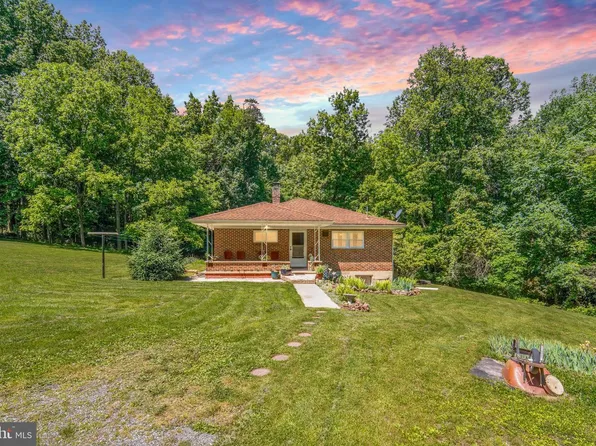 1310 E Butter Rd, York, PA 17406