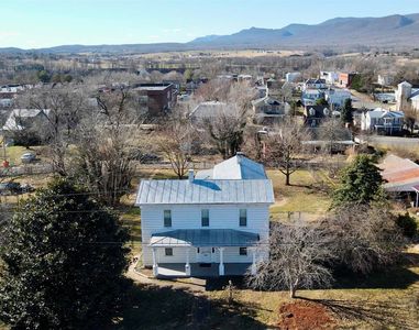 509 5th St, Shenandoah, VA, 22849