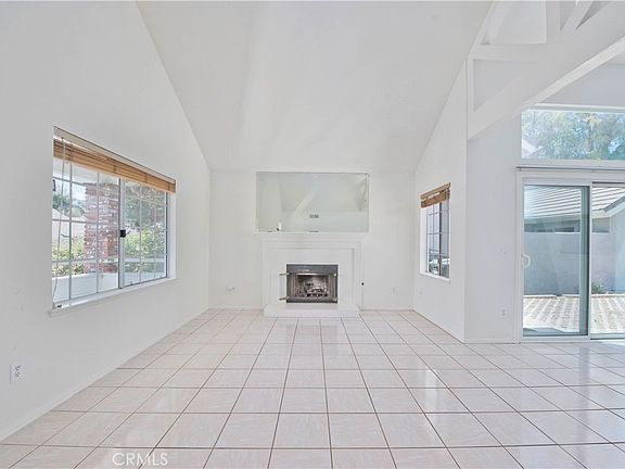 3rd image of 23917 Bennington Dr