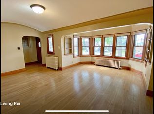985 W Morgan Ave, Milwaukee, WI 53221