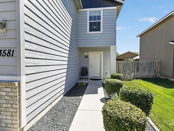 2nd image of 13581 Orlando St