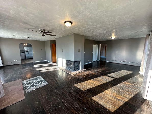 602 Oklahoma Ave, Laverne, OK 73848