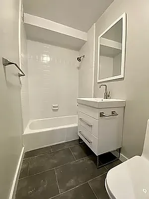 Rented by Bohemia Realty Group | media 33