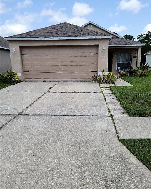 1st image of 30543 Birdhouse Dr