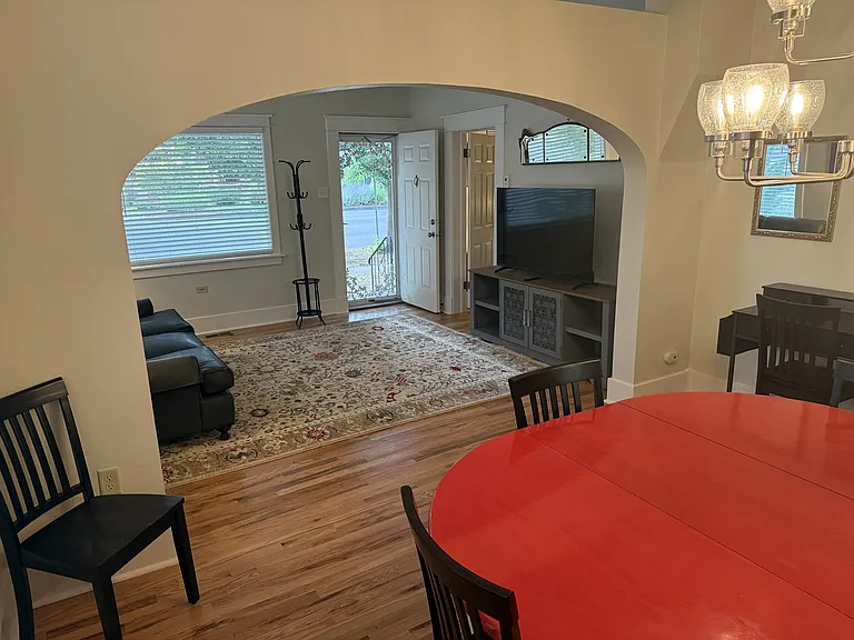 314 S Sherwood St — Photo 11