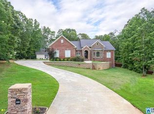 101 Karian Ct, Oxford, AL 36203