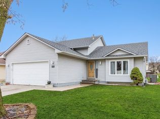 1811 6th St SW, Altoona, IA 50009