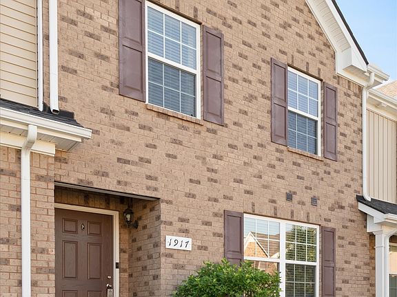 4th image of 1917 Debonair Ln
