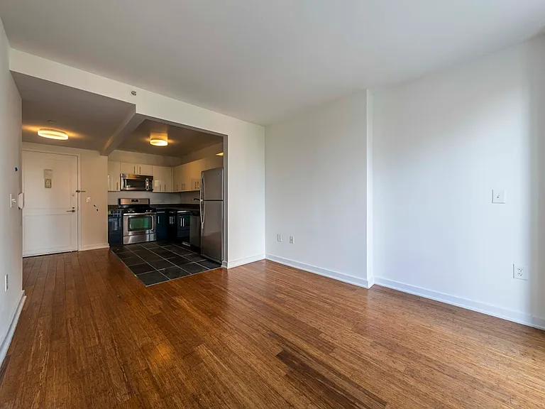 101 Avenue D #7AA — Photo 3