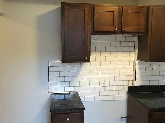 5th image of 6104 S Eberhart Ave APT 1S