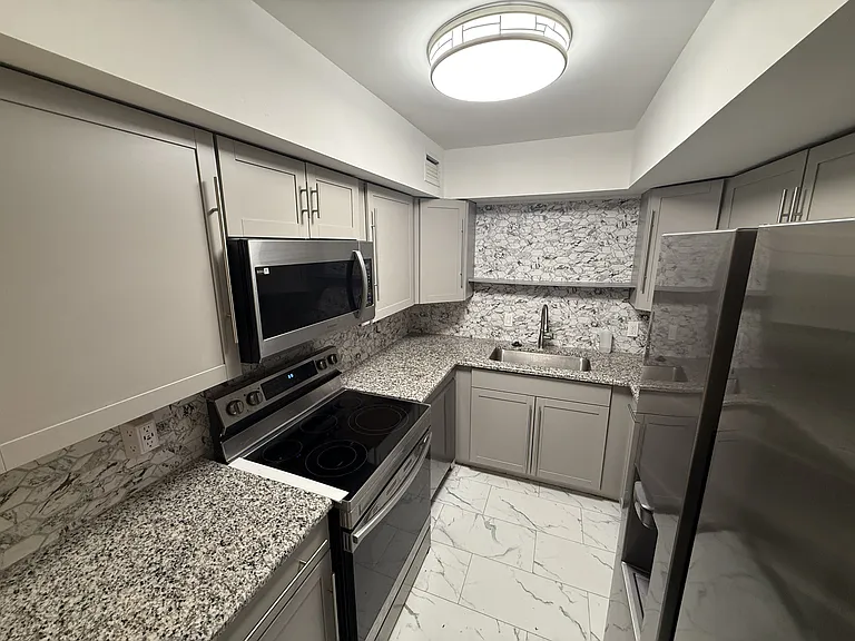 21280 Brinson Ave #203 — Photo 6