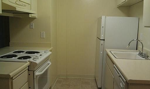 2nd image of 2518 Capitol Ave APT 3