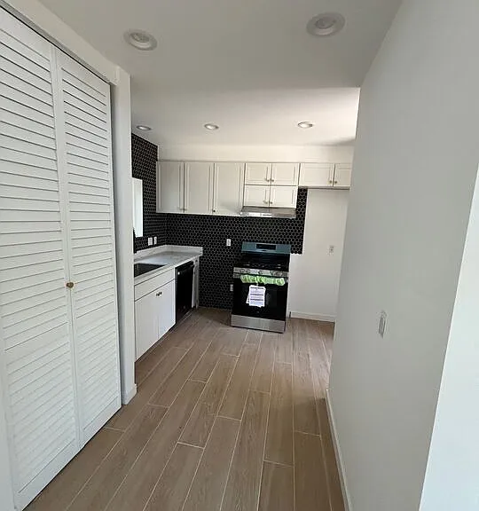 2751 Mary St #A — Photo 5