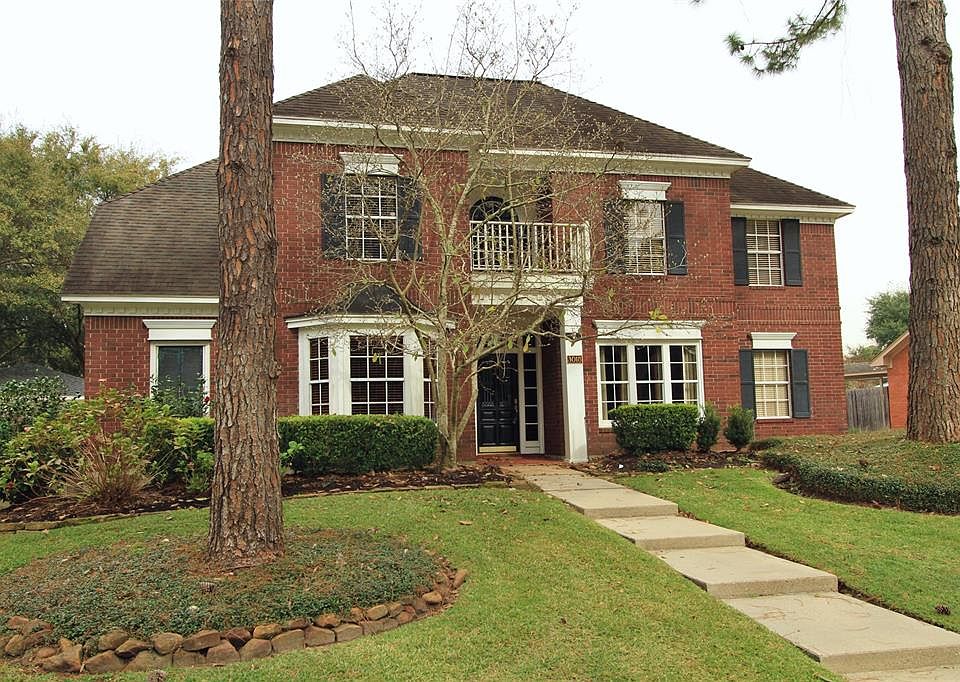 1st image of 3018 Emerald Grove Dr