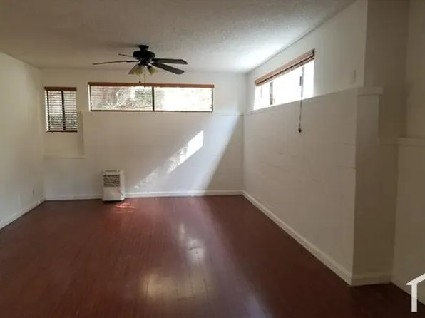 826 W 93rd St APT 2, Los Angeles, CA 90044