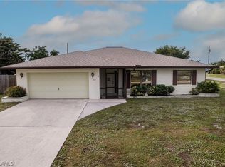 2101 Hibiscus Rd, Fort Myers, FL 33905