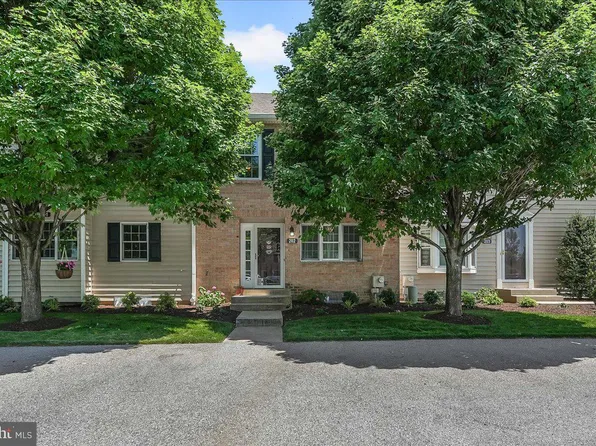 202 Meadow Ct #202, Glen Mills, PA 19342