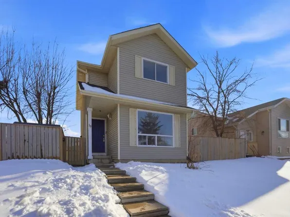 19 W Appletree Close SE, Calgary, AB T2A 7J1