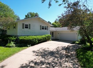 7313 Farmington Way, Madison, WI 53717