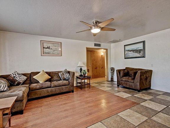 5th image of 4722 N 31st Ave