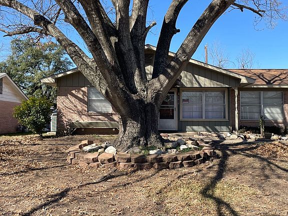 3rd image of 3415 Kirby Dr