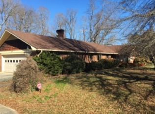 1608 Angell Rd, Mocksville, NC 27028