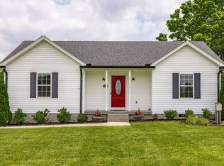 1062 Deasy Ln, Portland, TN 37148