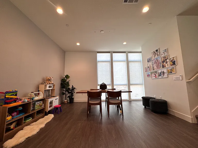 2196 Halo Ln — Photo 3