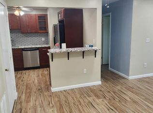 420 College Dr, Edison, NJ 08817