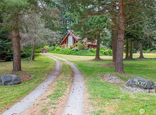 3027 Champion Ln, Oak Harbor, WA 98277