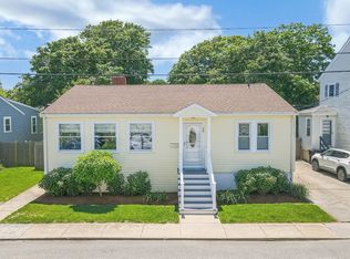26 C St, Hull, MA 02045