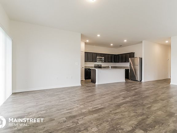 5th image of 3015 Neverland Dr