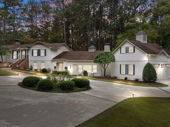 675 Lake Dornoch Drive, Pinehurst, NC 28374