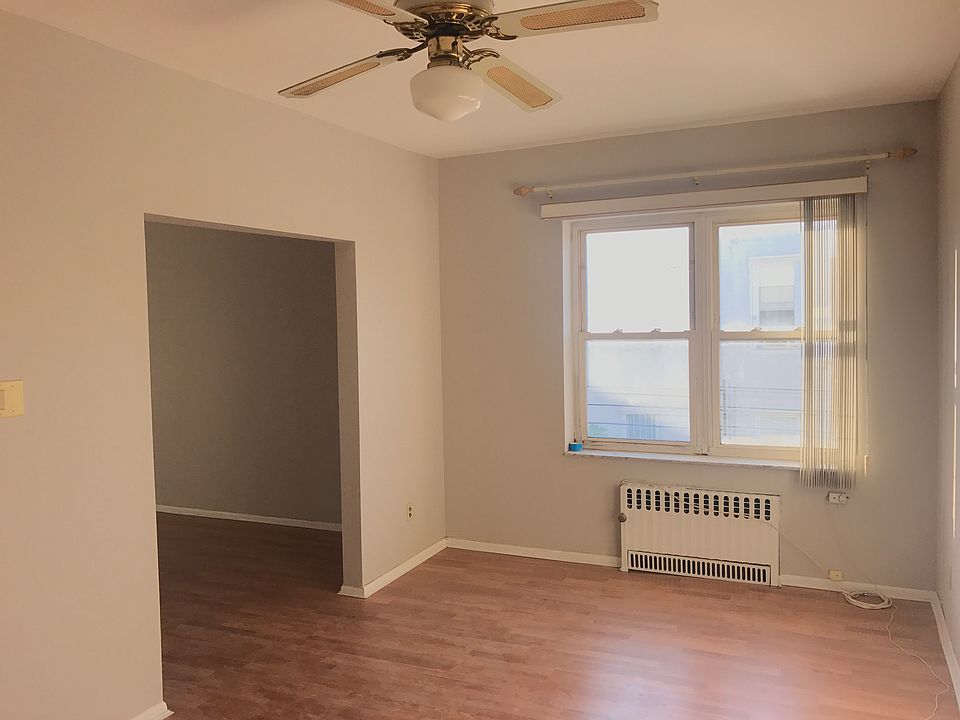 1st image of 1521 77th St #2R
