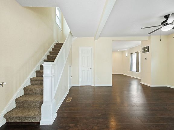 5th image of 831 W 35th St