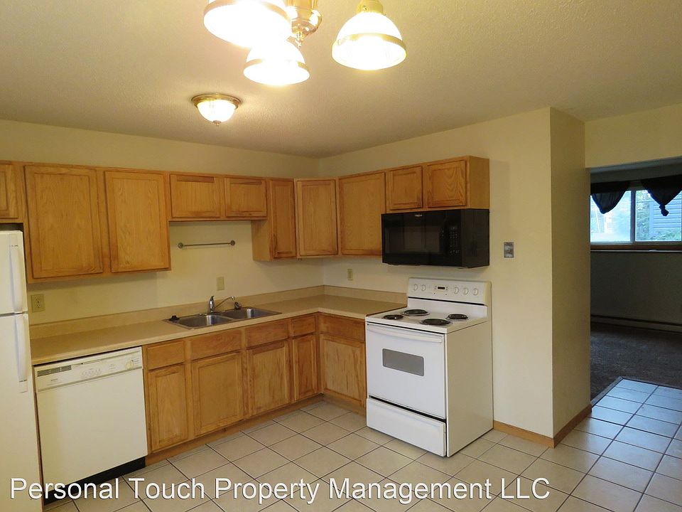 1st image of 525 5th Street Ct APT 1
